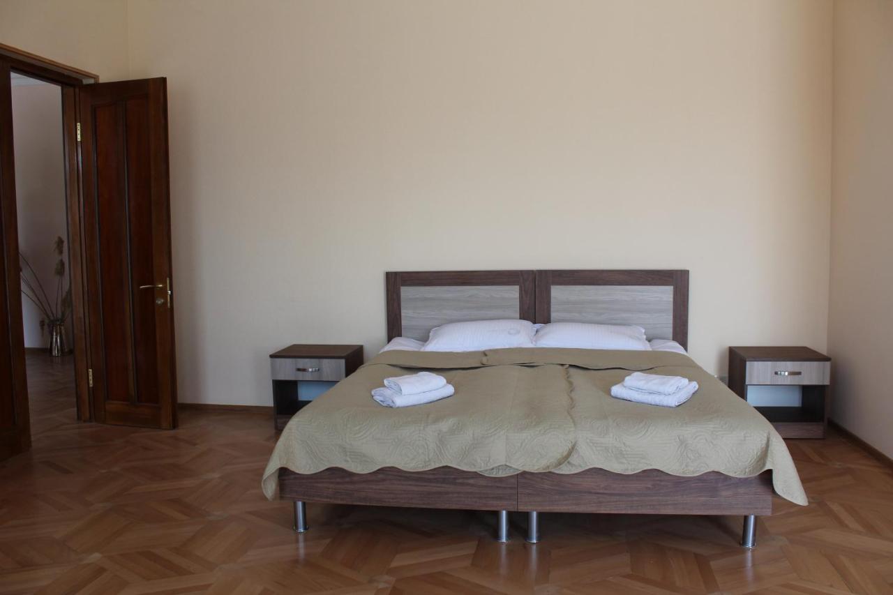 Hotel Big House Tbilisi Zewnętrze zdjęcie